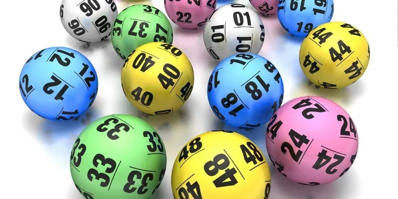 Những quả bóng số nhiều màu minh họa các loại hình xổ số online
