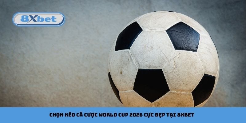 Quả bóng đá cận cảnh minh họa chiến lược chọn kèo giải đấu theo từng giai đoạn