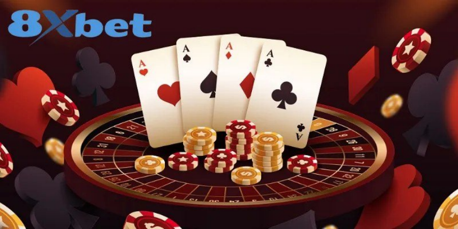 Sai lầm khi chơi casino: bốn lá Át và chip cược trên bàn roulette