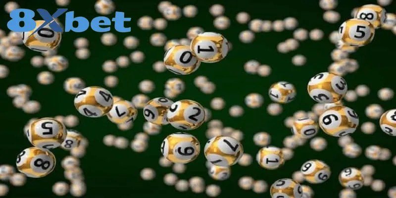 Quả cầu số rơi ngẫu nhiên minh họa các loại bảng thống kê xổ số